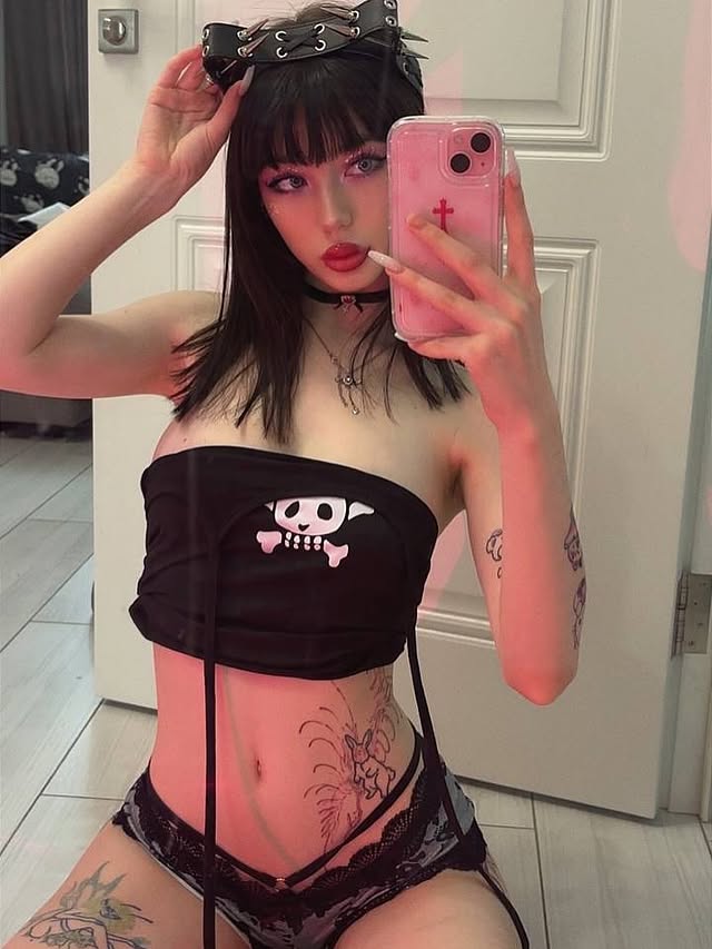 Mia Goth Nude mia_goth2004 Leak mia_goth Leaked mia_gothh — 3/10