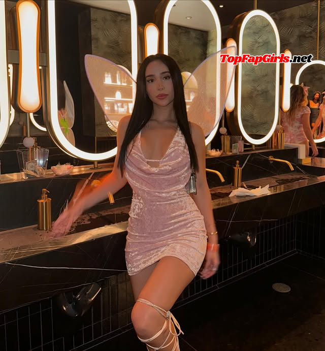 Alexia Magallon Nude aka aalexiamaga Alexia Maga Leaked — 5/10