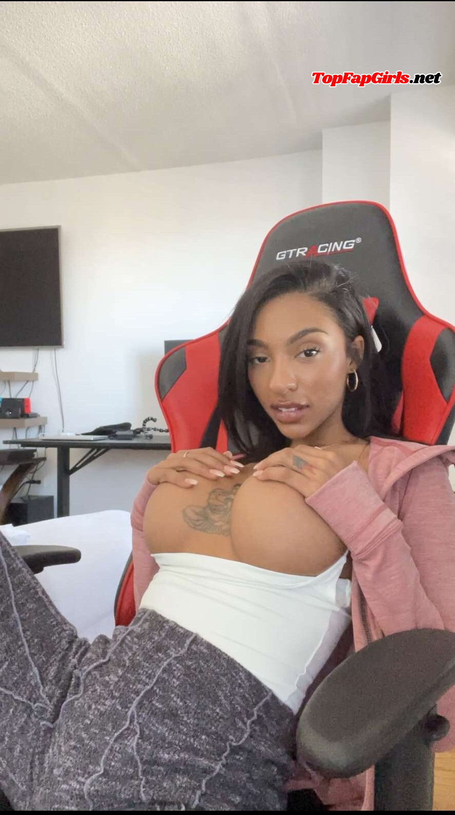TopFapGirls.net provides exclusive FAP-uncensored OnlyFans Leaked pics for free. | Beckyyyyyyy7 aka Beckyyyyyyyy beckyfromthebronx Leaks Pics 9