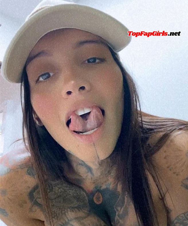 Camila Serna Nude aka camilasernaart Leaked — 9/10
