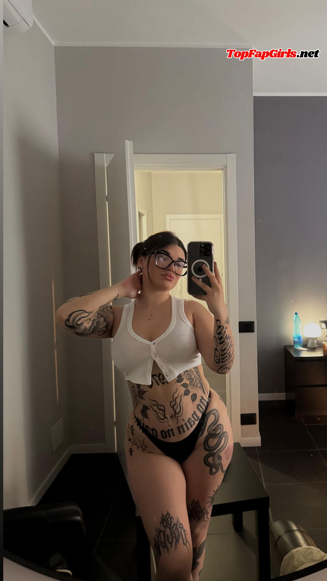 Cristina Tahiraj Nude cristinatahiraj Leaked — 2/10