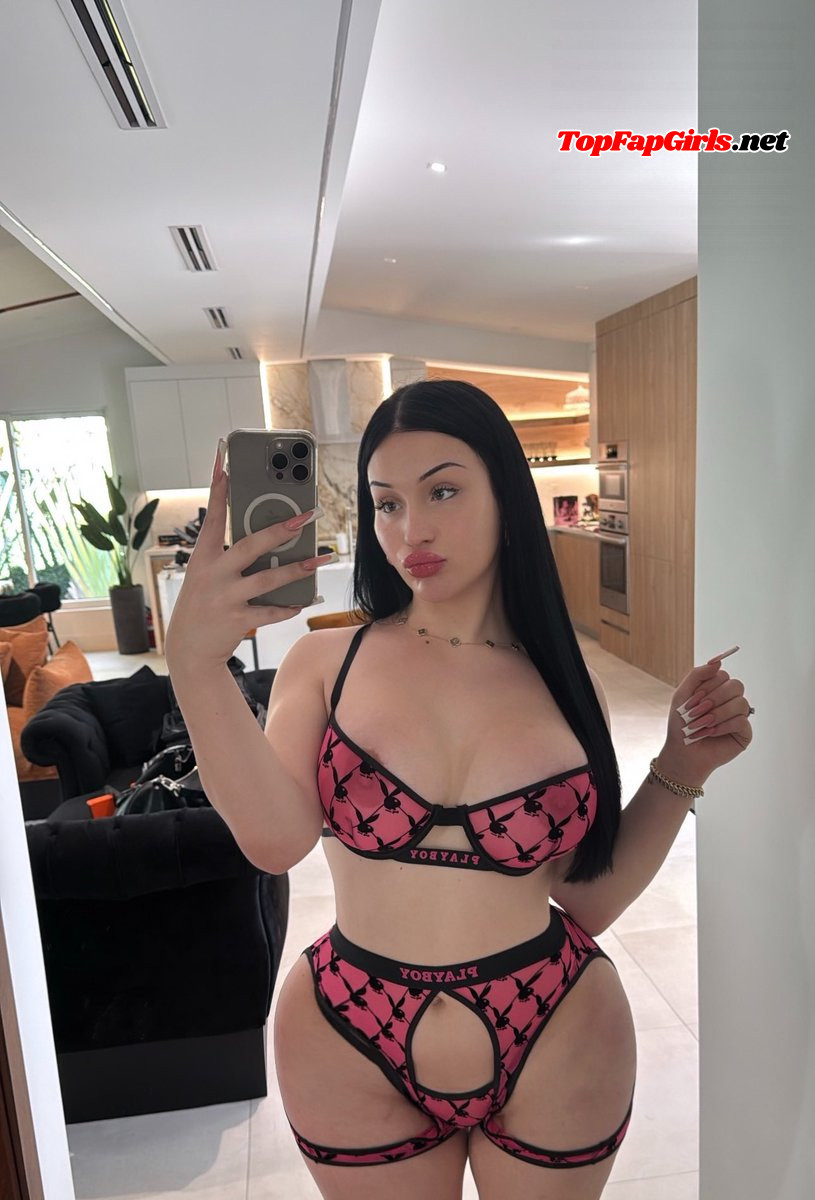 Desireeblackkk Nude aka Thedesireeblack Leaked — 7/10