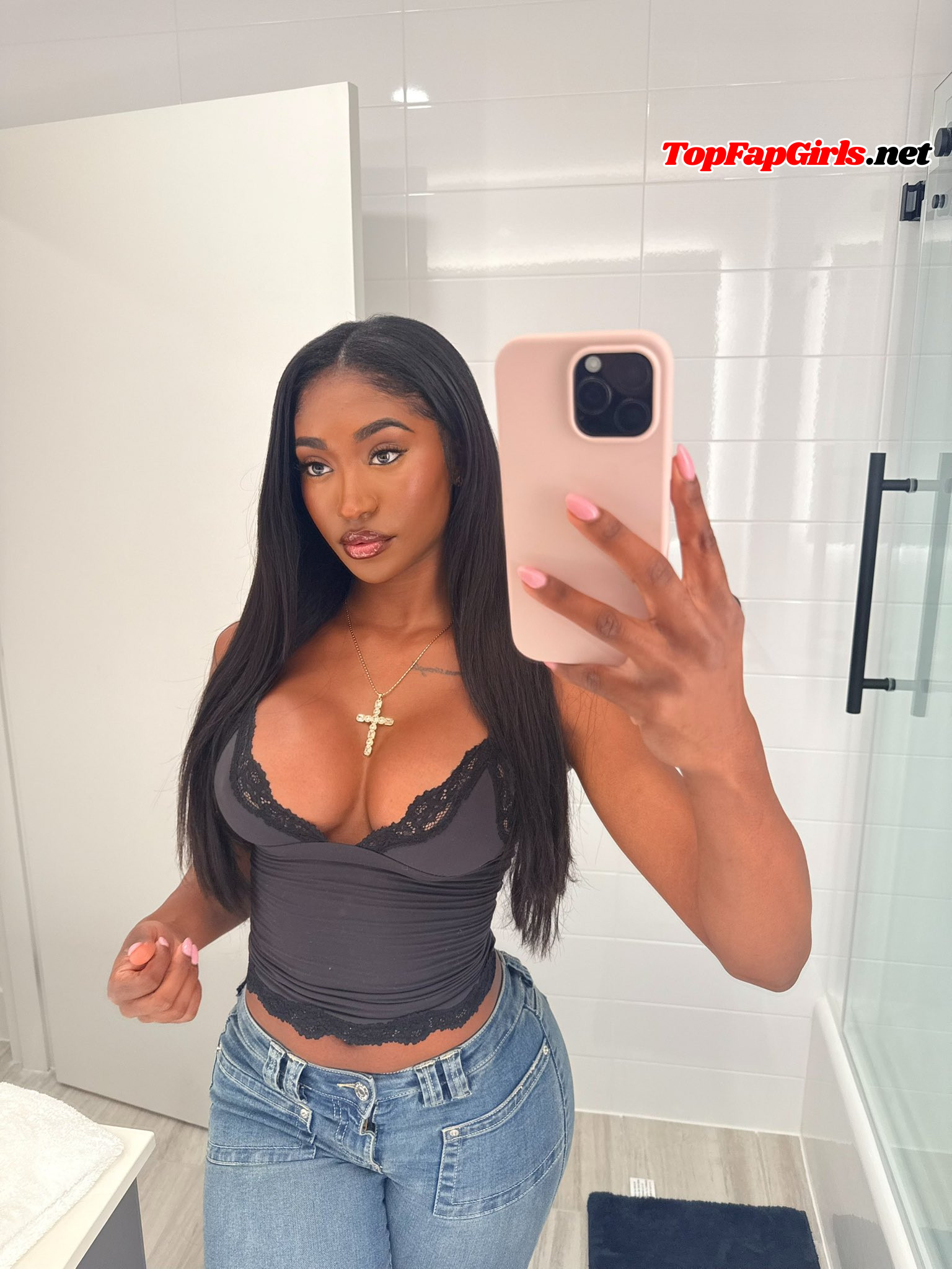 Itstavvi Nude aka pinkpariss222 Leaked — 8/10