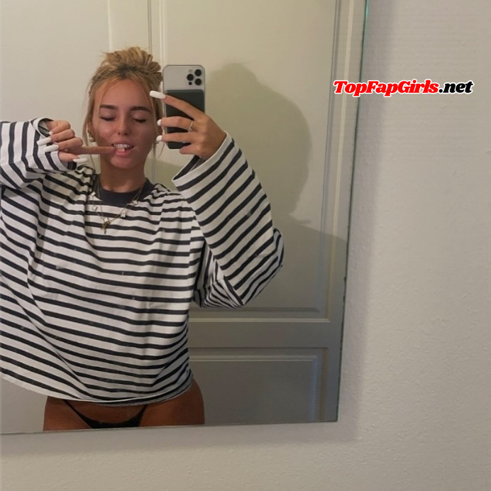 Matildemontalti Nude aka matildemontaltii Leaked — 2/10