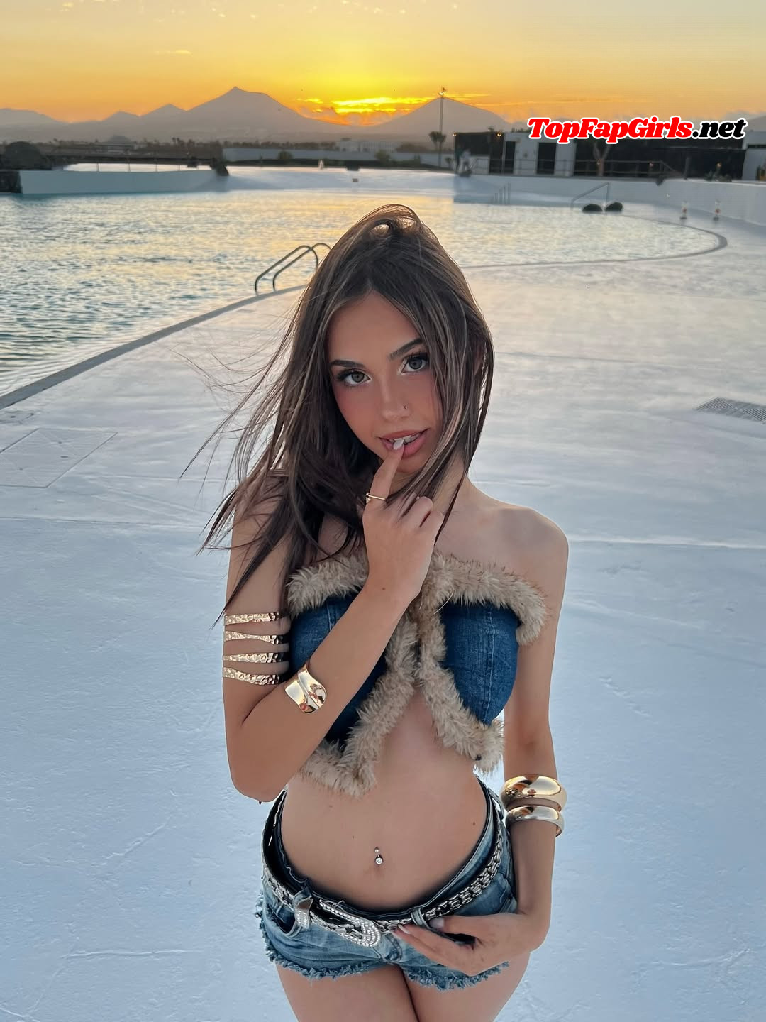 Mialobosco Nude aka Mia Lobosco Leaked — 3/10