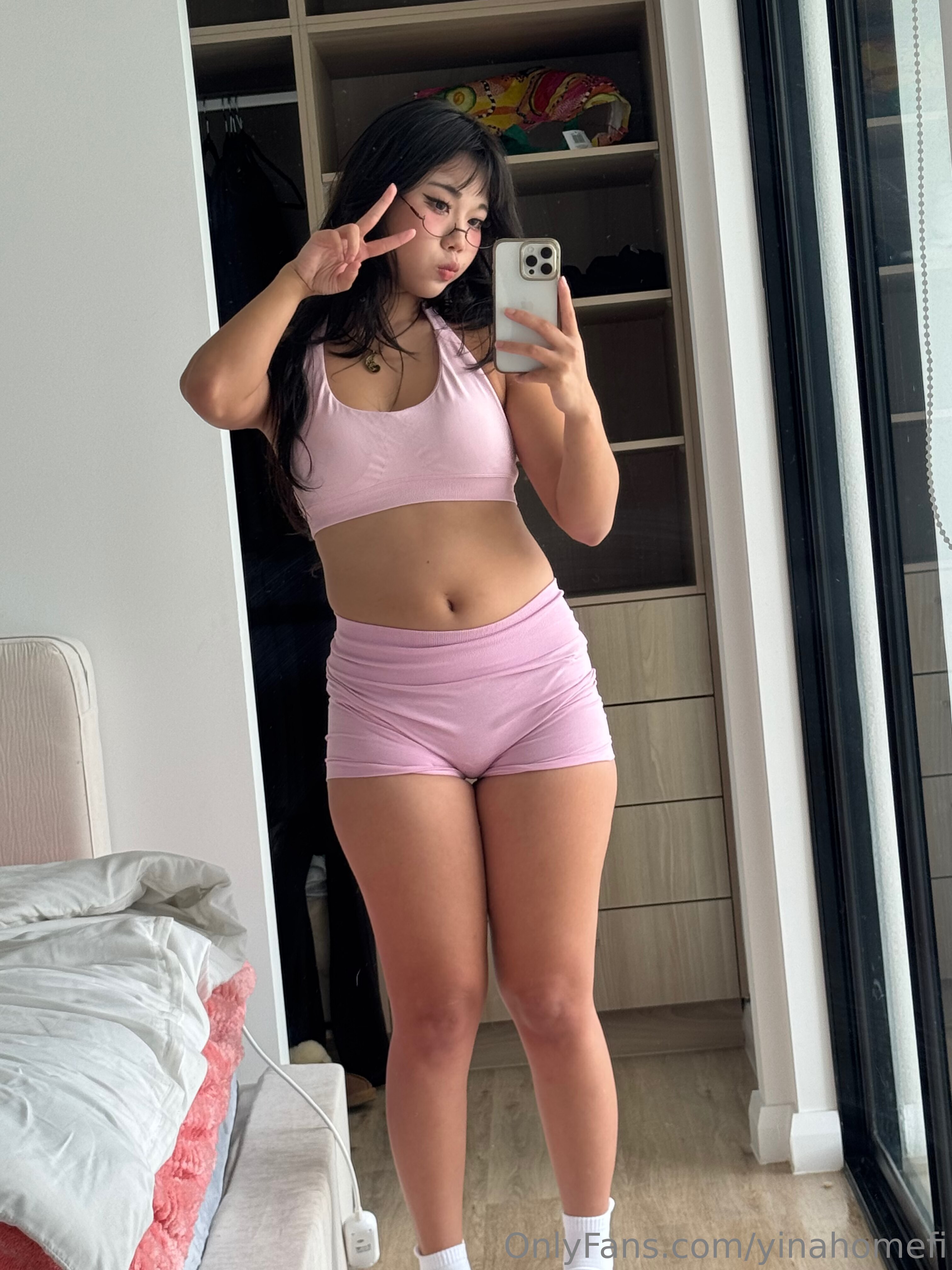 Yinahomefi Nude aka yinakomfi Leaked — 9/10